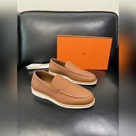 帶飛機盒 Hermes 高品質 頂級工藝品 愛馬仕 專櫃同步發售原廠配置，意大利