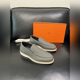 帶飛機盒 Hermes 高品質 頂級工藝品 愛馬仕 專櫃同步發售原廠配置，意大利