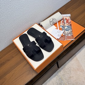 品牌 ：HERMES 顔色 ：經典全色系 編號 ：H8018-18 跟高 ：1c