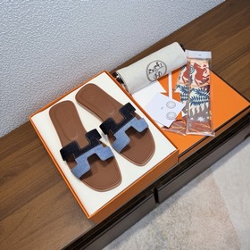 品牌 ：HERMES 顔色 ：經典全色系 編號 ：H8018-18 跟高 ：1c