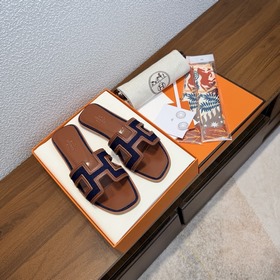 品牌 ：HERMES 顔色 ：經典全色系 編號 ：H8018-8 跟高 ：1cm