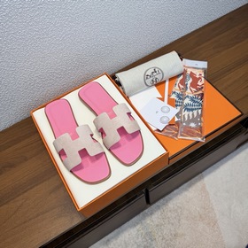 品牌 ：HERMES 顔色 ：經典全色系 編號 ：H8018-25 跟高 ：1c