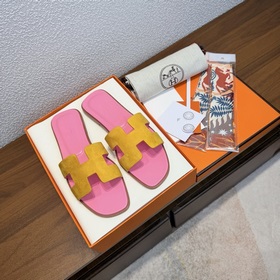 品牌 ：HERMES 顔色 ：經典全色系 編號 ：H8018-25 跟高 ：1c