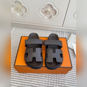新色 Hermes 愛馬仕 H家chypre系列 魔術貼二舅拖鞋 頂級品質 鞋面