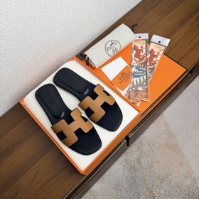 品牌 ：HERMES 顔色 ：經典全色系 編號 ：H8018-1 跟高 ：1cm