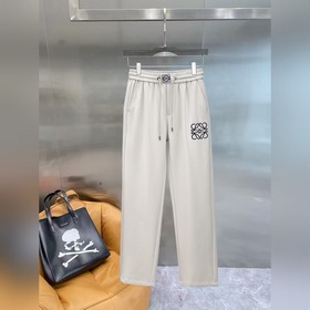 羅意威 2026春季新款長褲休閑褲 官網同步發售。品牌經典LOGO休閑褲 ，定制