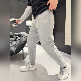羅意威 羅意威 頂級貨品 2026春夏新款休閑褲！官網同步發售。品牌經典LOGO