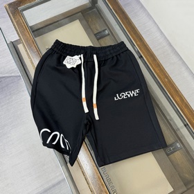 LOEWE 羅意威 2026最新款休閑短褲，定制面料 ~款式簡單又不失檔次 超級