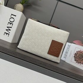 Loewe  提花帆布手拿包 男女同款 Anagram 提花布和牛皮革長方形小
