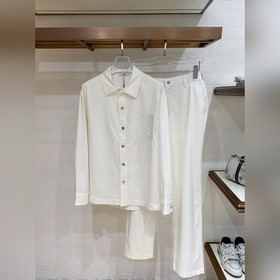 一套銷售。羅意威 26，，秋冬時尚休閑運動套裝(夾克外套+衛褲 )原廠代工出品，