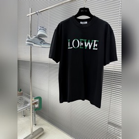 -LOEW 26春夏新款圓領T恤，男女同款。 采用高品質棉料，柔軟舒适，日常穿着