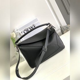 Loewe Puzzle 大號全面升級專櫃同步最新版本 最新做法* 接口，内裡