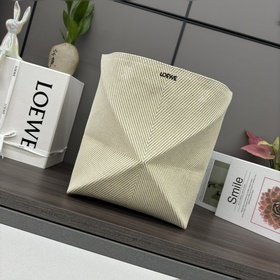 Loewe 新款 小號 棉質提花 Puzzle Fold手袋 此版本采用棉質提
