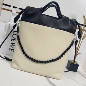 Loewe 柔軟雙色納帕小羊皮 Flamenco Purse 托特包 是柔軟實