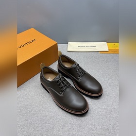 新款2026春款上新，LV Monogram樂福鞋，經典牛皮+壓花圖案，品牌辨識