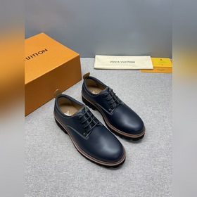 新款2026春款上新，LV Monogram樂福鞋，經典牛皮+壓花圖案，品牌辨識