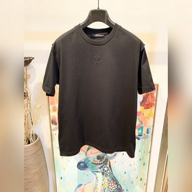 Size：S，M，L，XL，XXL碼 黑，白 可選 男女同款 LV   路易