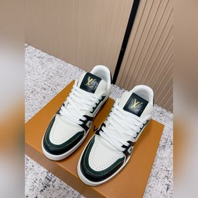 頂級版本  情侶款 LV trainer~~全新升級版~~經典回歸 情侶款，滑