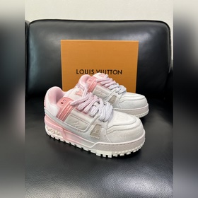 Lv 高品質 頂級工藝品 路易威登，運動闆鞋專櫃同步原廠配置，鞋面意大利進口牛皮