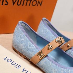 LV 路易威登 早春新款 頂級版本 原版一緻 專櫃主打最新款 ROMY平底芭蕾
