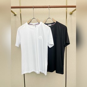 Moncler蒙口 砸鍋賣鐵都要上的新款新款原單男士休閑短袖 高端定制 高端版本
