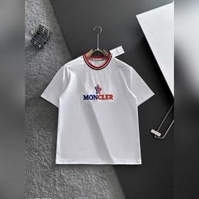 蒙口 Moncler VIP高級定制！ 2026春夏季新款短袖。這款T恤是夏季男