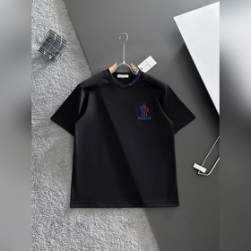 蒙口 Moncler VIP高級定制！ 2026春夏季新款短袖。這款T恤是夏季男