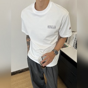 蒙口 26夏季新款T恤也太可了吧！胸前立體膠印小字母低調有質感，袖口章子小log
