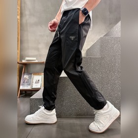 PRADA 普拉達 爆款來襲！純色休閑褲，特供面料. 公務員，上班族，廣譜人群均
