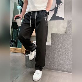 普拉達 頂級貨品 2026春夏新款休閑褲！官網同步發售。品牌經典LOGO休閑褲