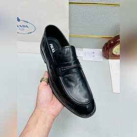PRADA 普拉達 頂級原單 休閑時尚商務皮鞋 支持專櫃驗證 奢華時尚的高端産品