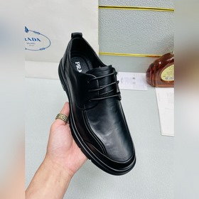 PRADA 普拉達 頂級原單 休閑時尚商務皮鞋 支持專櫃驗證 奢華時尚的高端産品