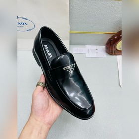 PRADA 普拉達 頂級原單 休閑時尚商務皮鞋 支持專櫃驗證 奢華時尚的高端産品
