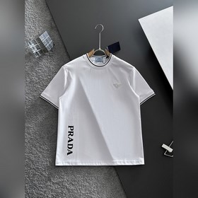 普拉達 PRADA VIP高級定制！ 2026春夏季新款短袖。這款T恤是夏季男裝