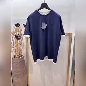Size：s，m，l，xl 藍，酒紅，咖 3 色 男女同款 PRADR，普*達