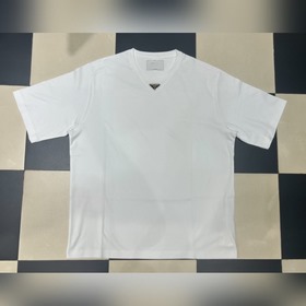 Prada 領口三角标T恤 Size：ＳＭＬXL