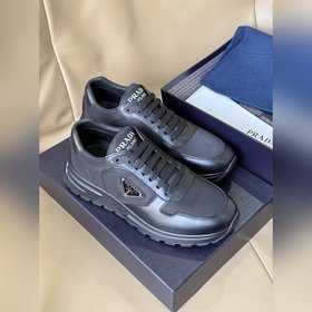 Prada 現貨熱賣款推薦 PRAX 01 運動鞋融優雅的創意設計以及Prada