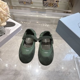 PRADA#普拉達 走秀款輕便薄底新款馬麗珍休閑鞋 大底開模TPU 不做橡膠！