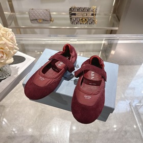 PRADA#普拉達 走秀款輕便薄底新款馬麗珍休閑鞋 大底開模TPU 不做橡膠！