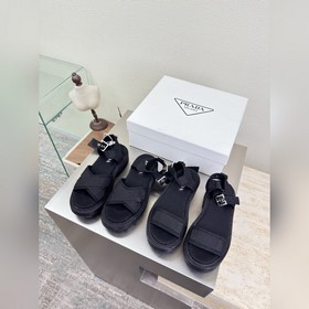 登山鞋底 帆布涼鞋 高端精品 普拉達 黑色 PRADA 大底後鐳射品牌logo