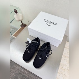 Prada 普拉達 洗水帆布運動鞋 松弛感 絕佳 黑色 PRADA 大底手工串