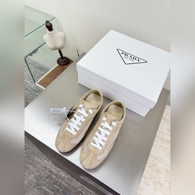 透氣網面 Prada 套底工藝 運動鞋 高端精品 普拉達 杏色PRADA 大