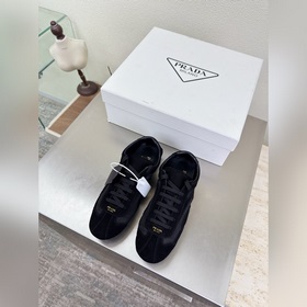 Prada 套底工藝 運動鞋 高端精品 普拉達 黑色 PRADA 大底手工串線