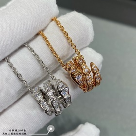 b1123 寶格麗高級三圈滿鑽蛇項鍊，真香系列... 實物簡單大方 做工精緻。