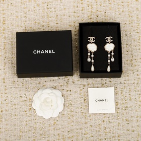 250504[我們出品][香奈兒 CHANEL 雲朵珍珠耳環] 必入爆款！ 2