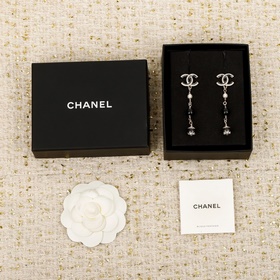 250493[我們出品][香奈兒 CHANEL 黑色，粉色琺琅耳釘]25B秋冬