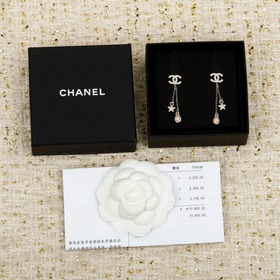 金色 銀色[香奈兒 CHANEL 雙C流蘇吊五角星水滴耳環]26C早春最新款！