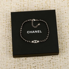 [香奈兒 CHANEL 星c穿皮鍊choker]長度 調節 26秋冬最新系列！