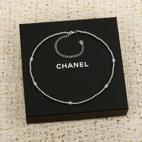 250465[我們出品][香奈兒 CHANEL 銀珠5小c項鍊]時尚簡約，非常