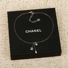 [香奈兒 CHANEL 星星水鑽項鍊]26早春最新款系列！巨巨巨火爆 銀色鍊條